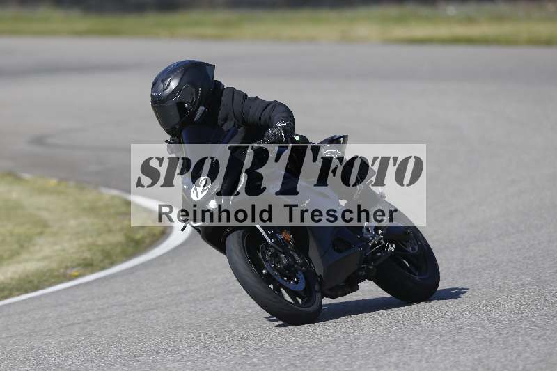 /01 02.04.2026 MAZ ADR/Gruppe gelb Gruppe gruen/12